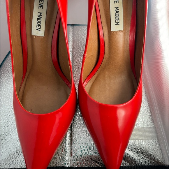 Steve Madden High 4” Heels - Picture 10 of 11